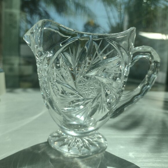 Vintage Interlux crystal, or lead crystal creamer cup - Picture 2 of 7